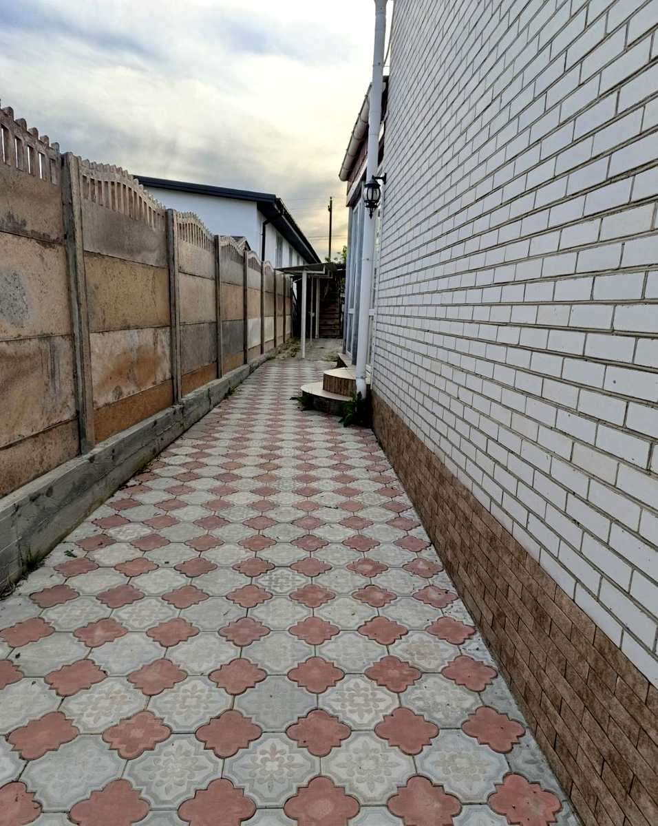 1863638226603789