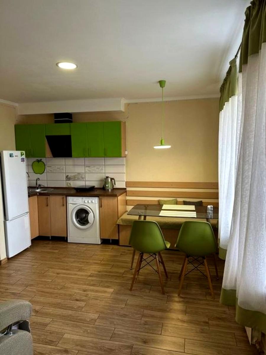 1863648188332150