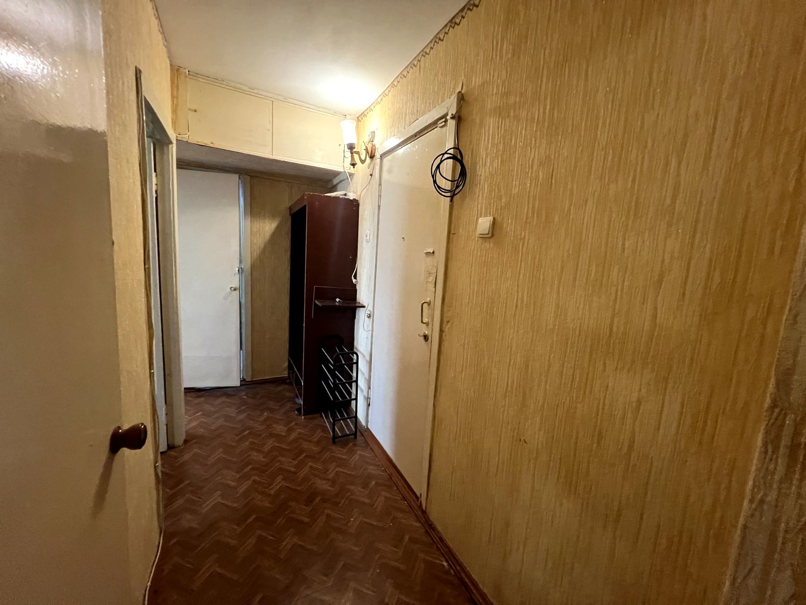 1863700737922330
