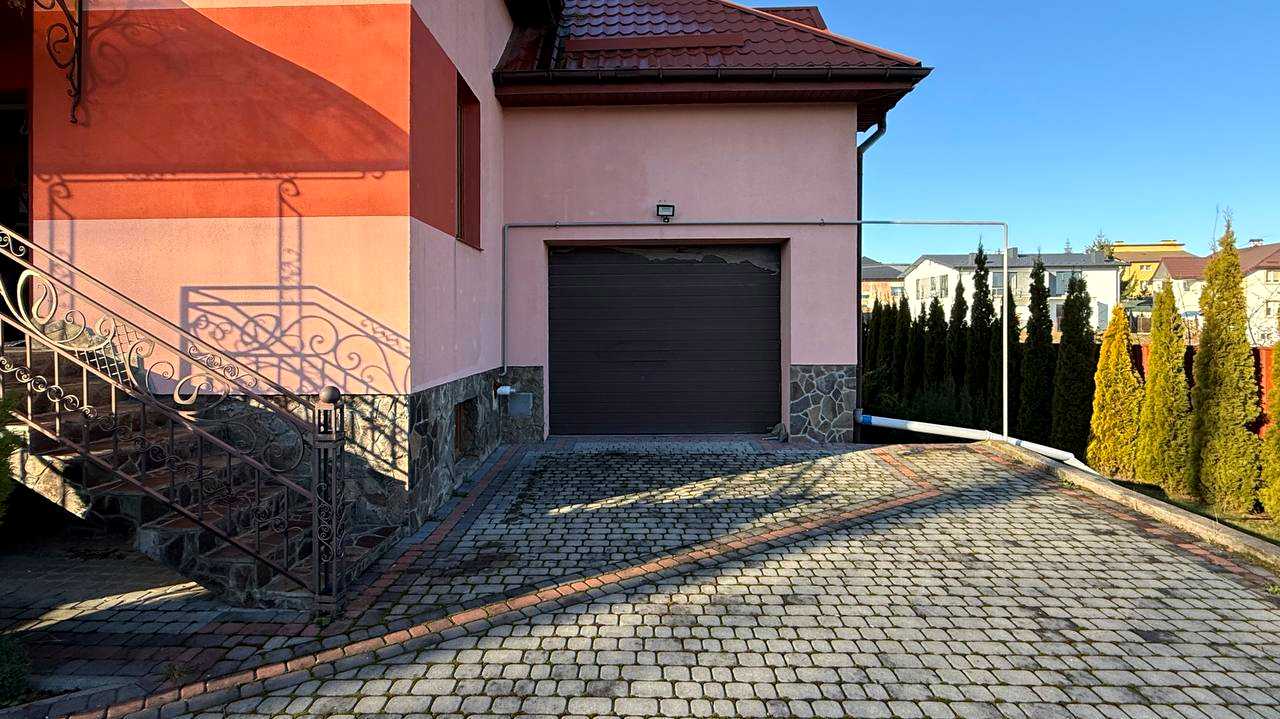 1863705417283160