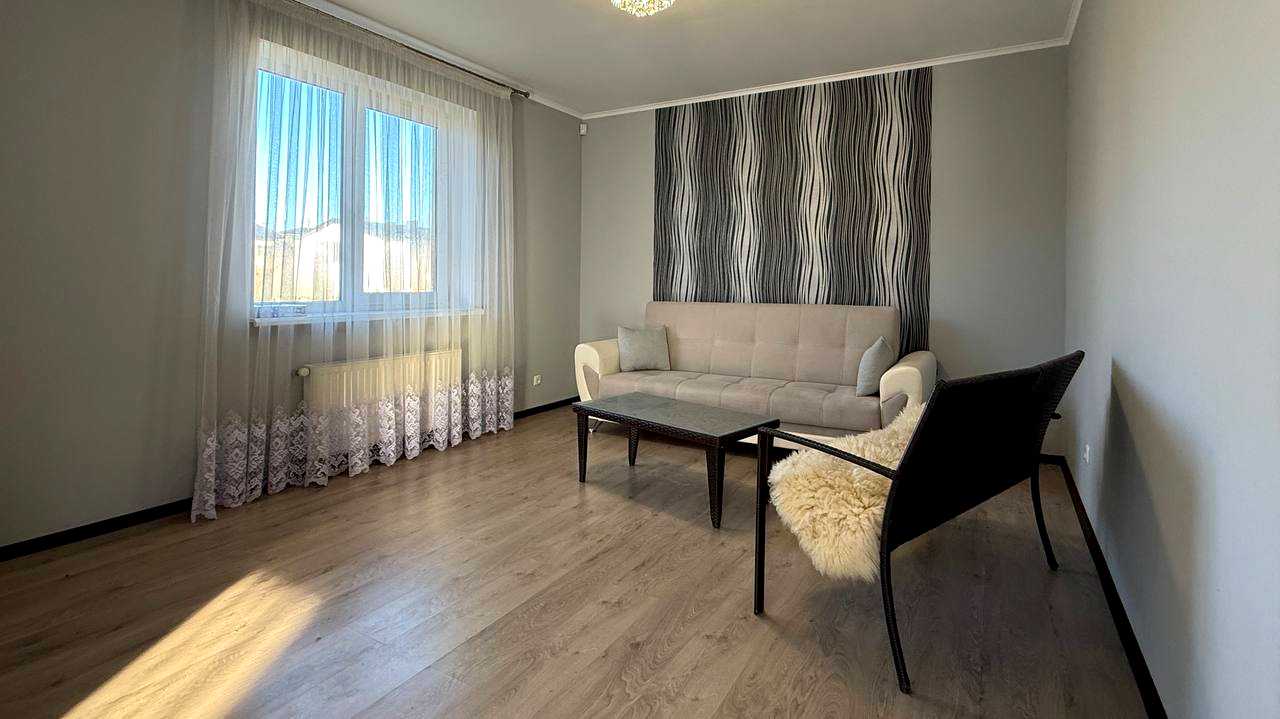 1863705417832184