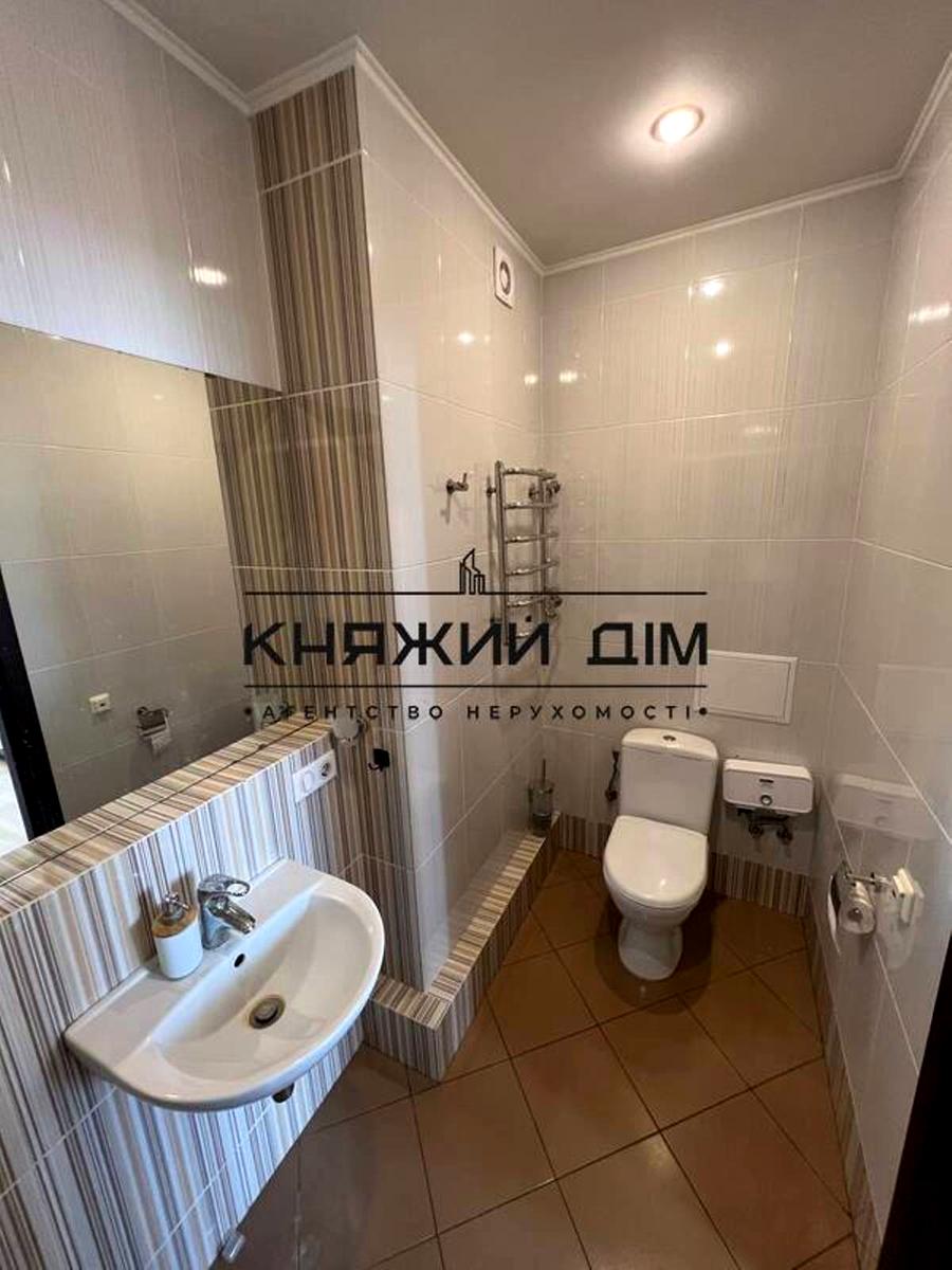 1863707341658045