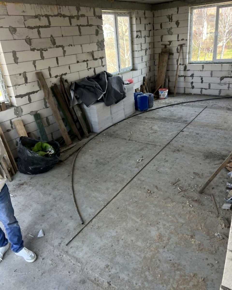 1863708714307533