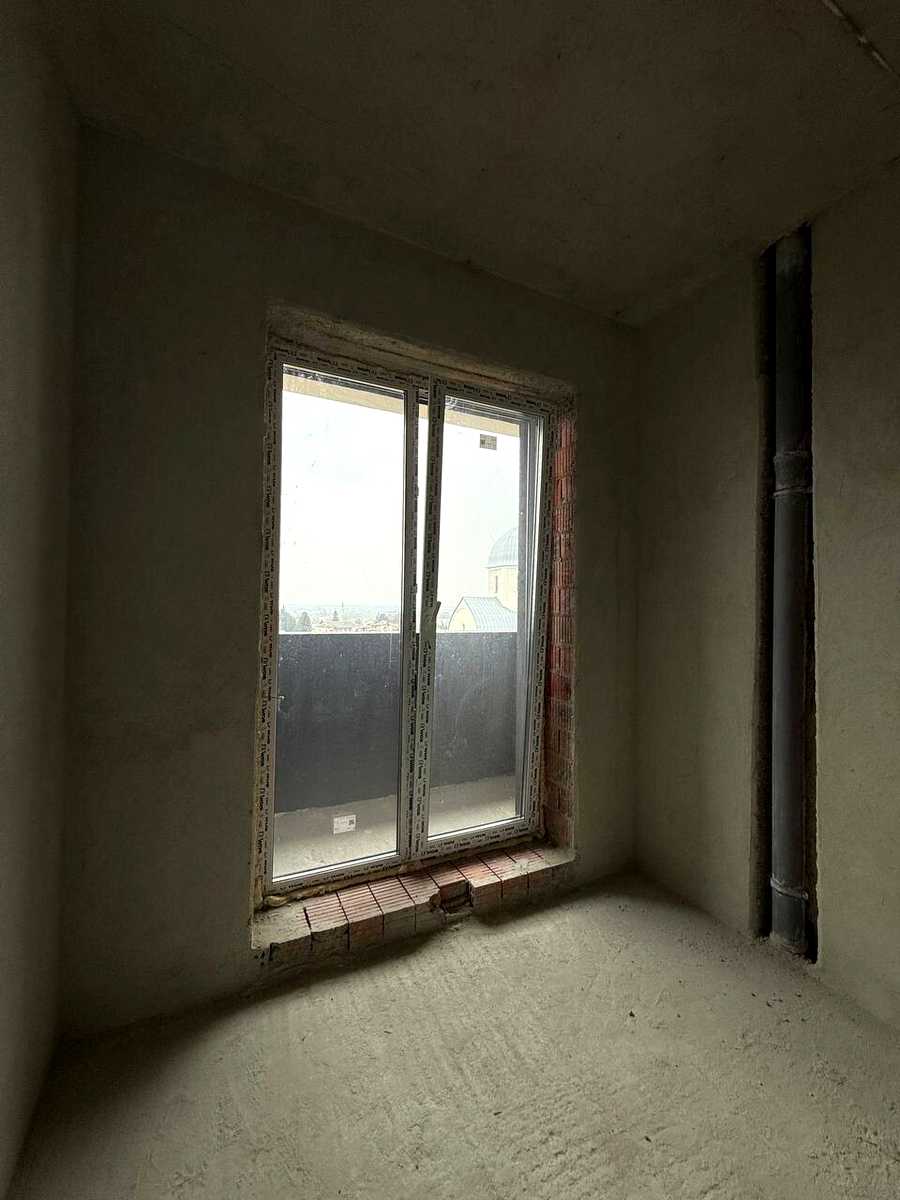 1863712772740845