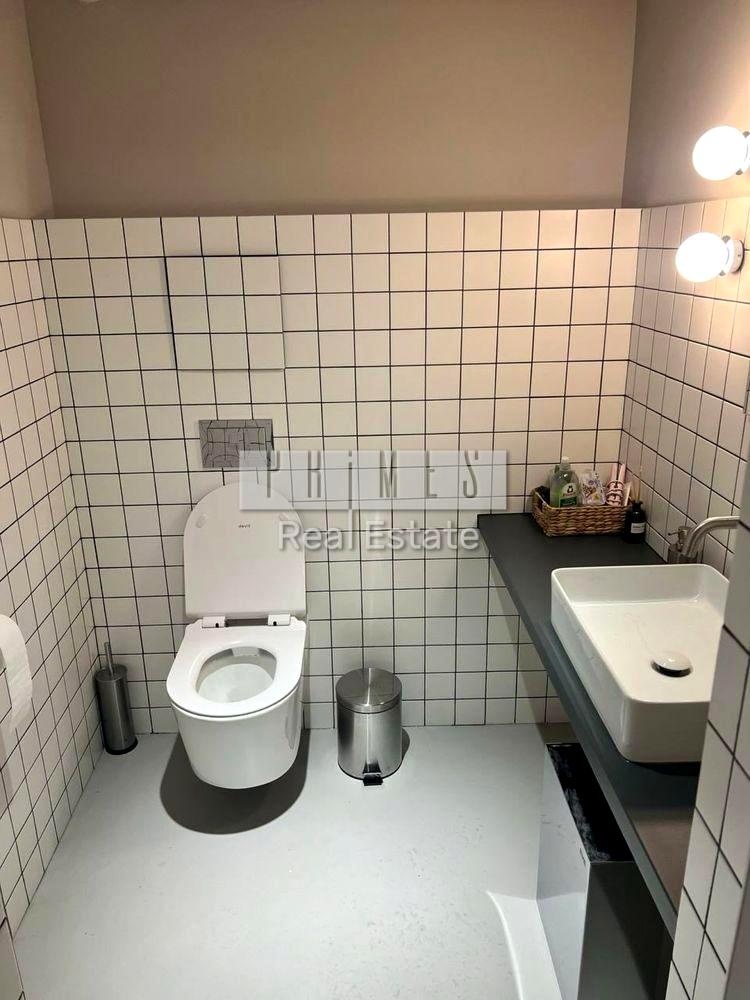 1863713857545751