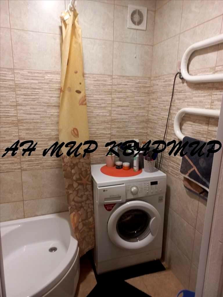 1863718482401192