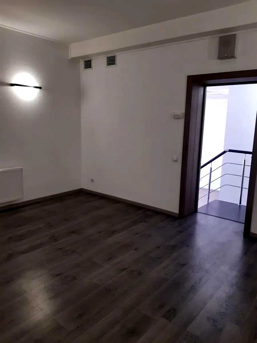 1863723709153273