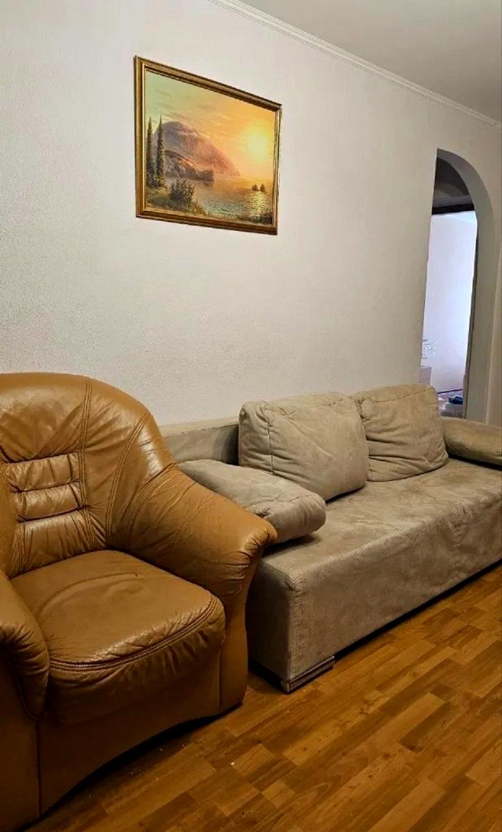 1863724498680896