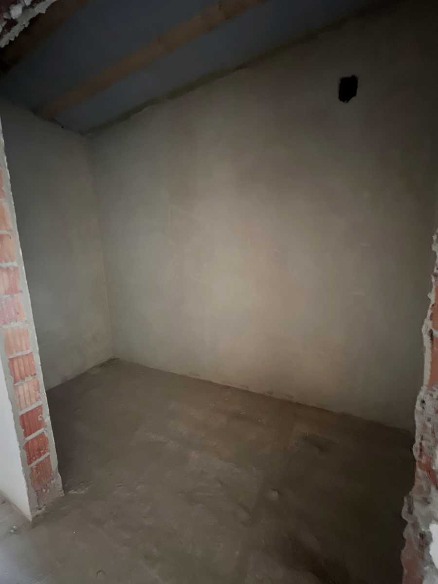 1863726193660567