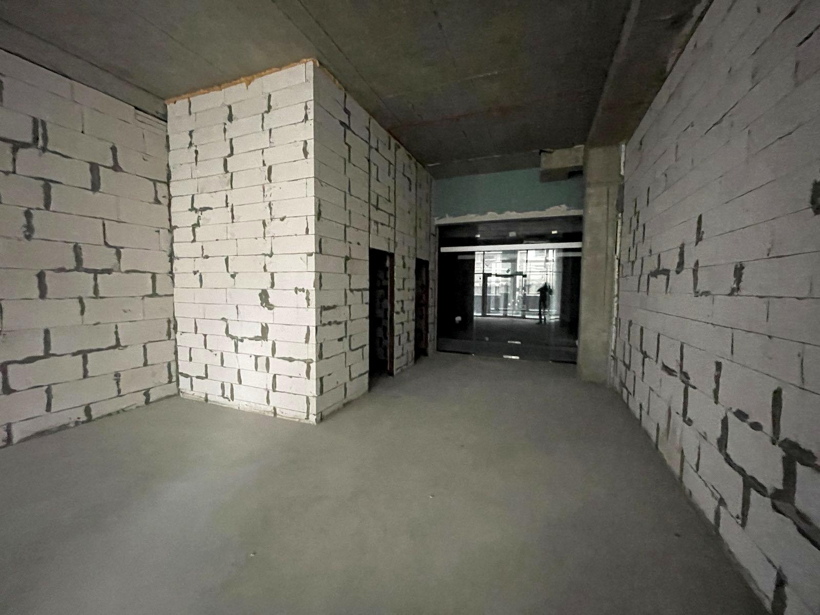 1863726971776409
