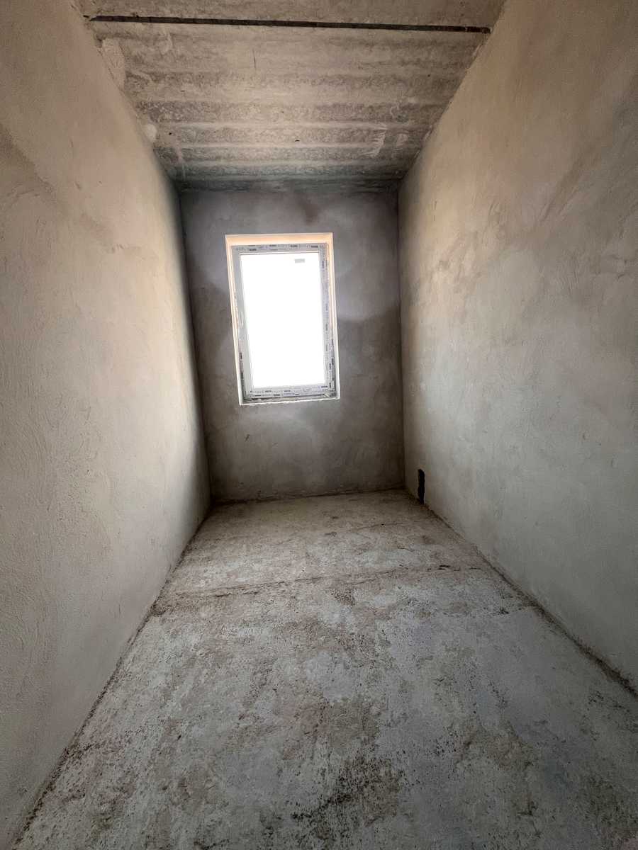 1863727561044177