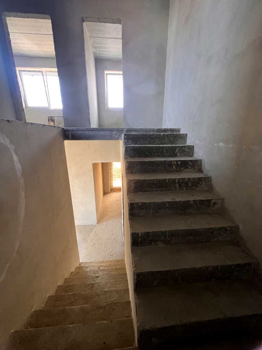 1863727561194347
