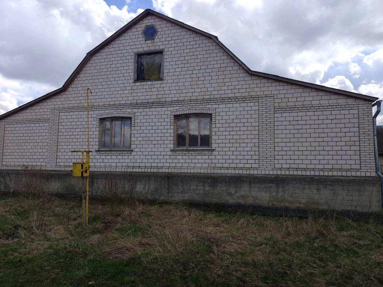 1863729657356041