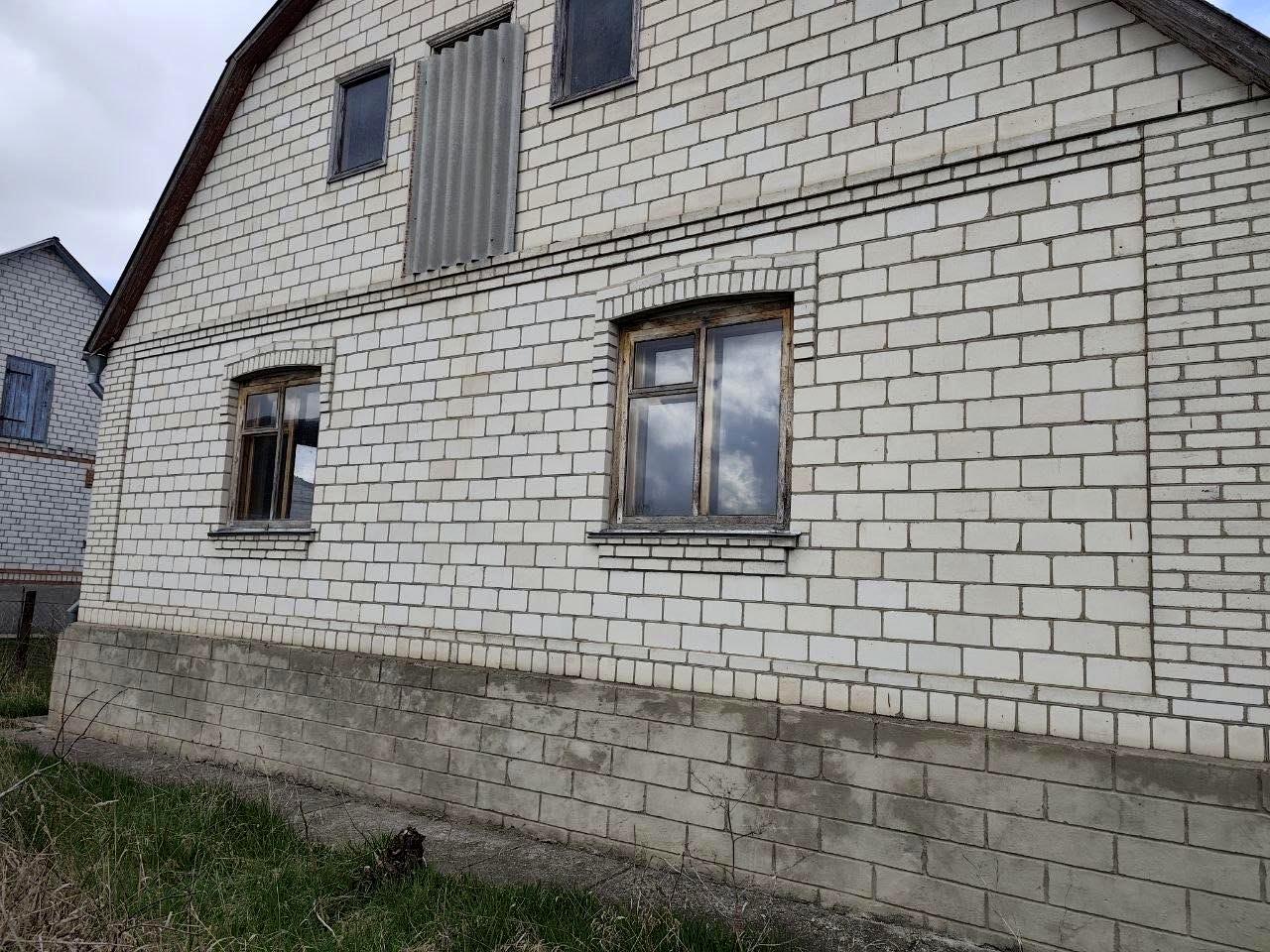 1863729657361738