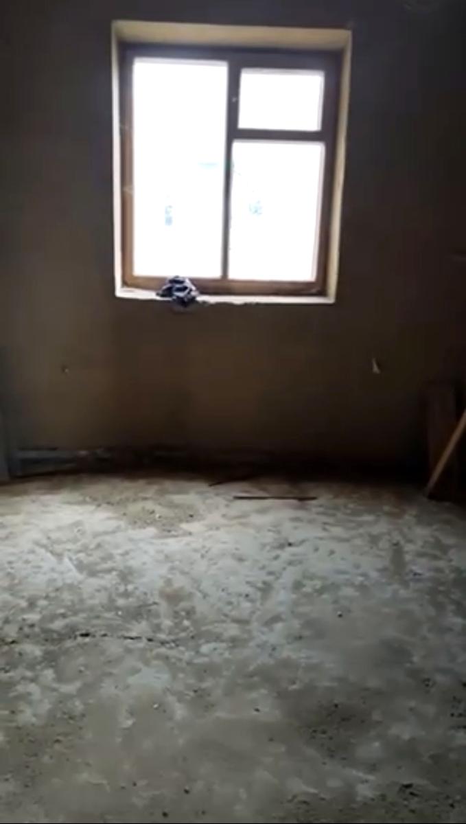 1863729658013699