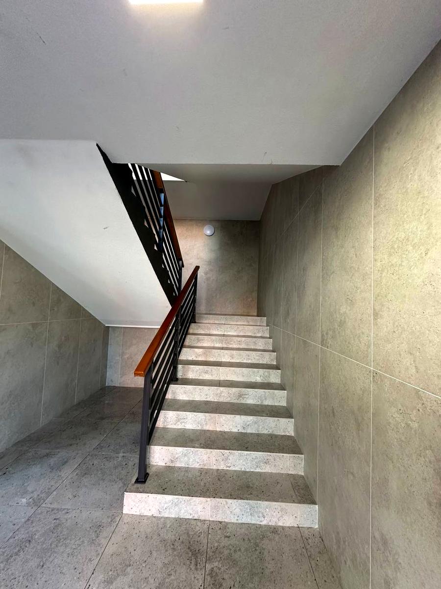 1863732979373324