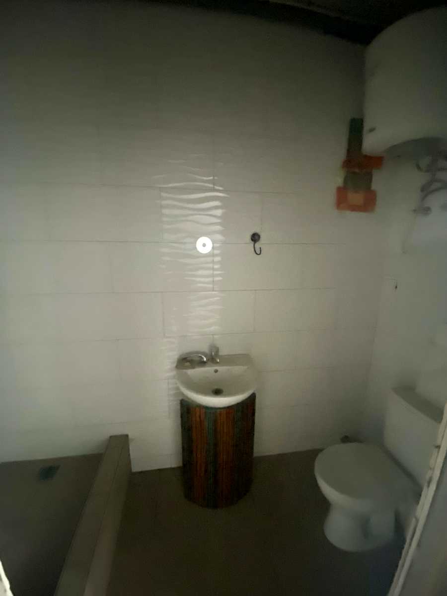1863740569476489