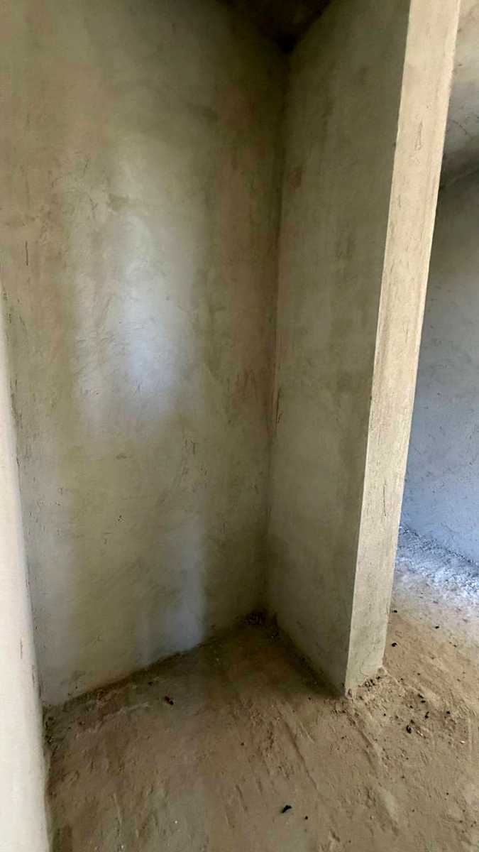 1863741772413712