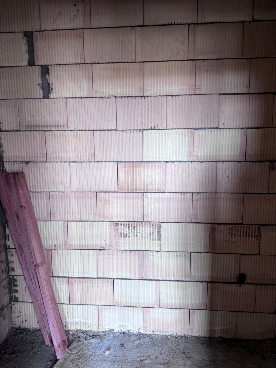1863785457840340