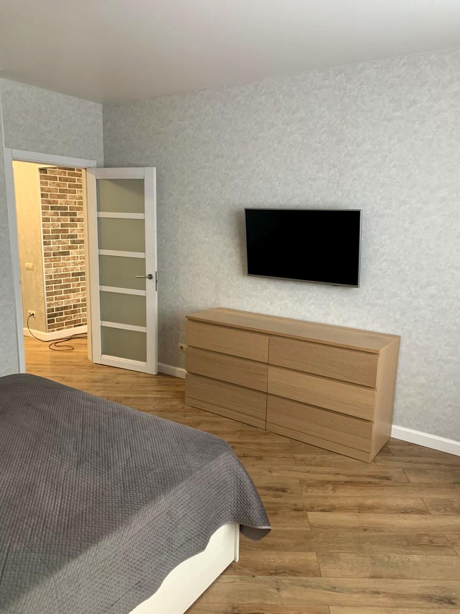 1863787201665193