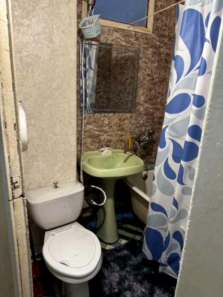 1863789818718313