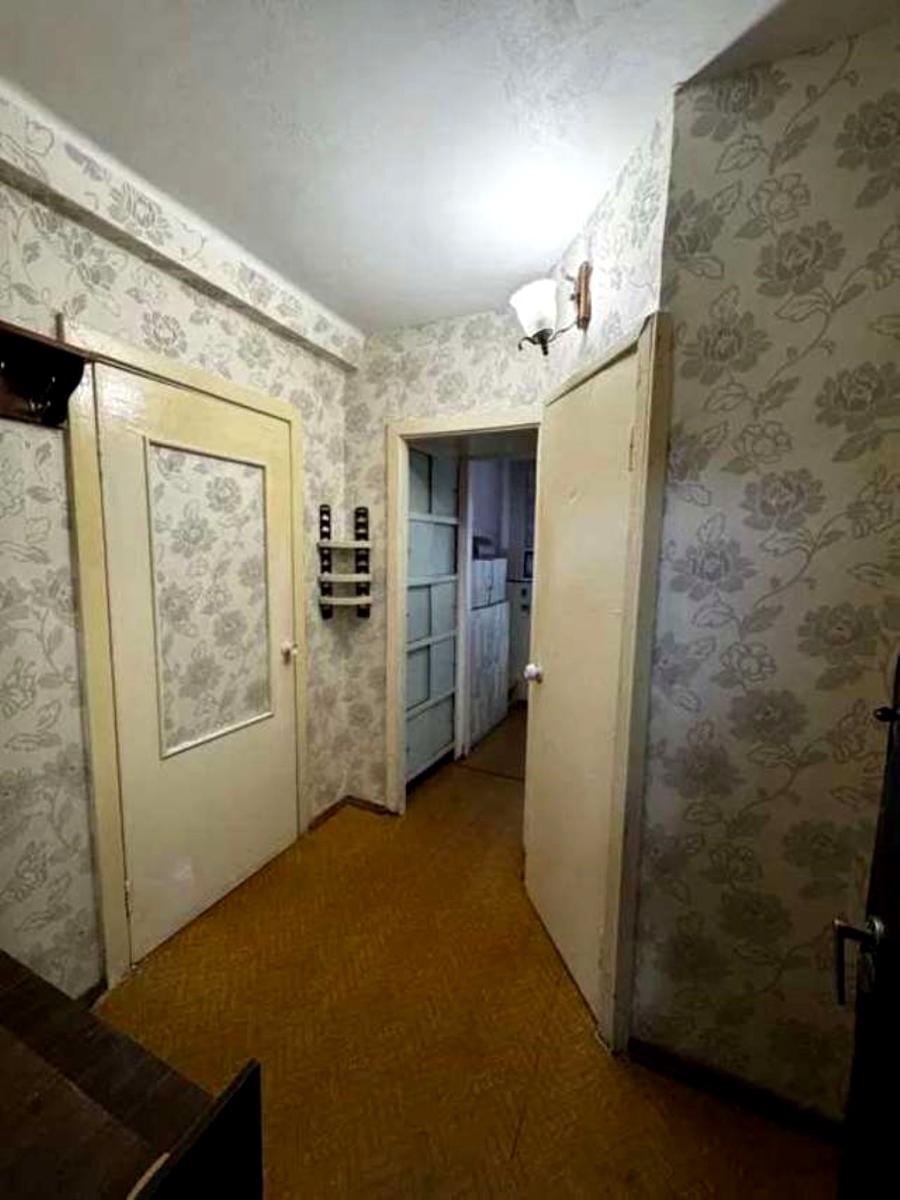 1863789819112853
