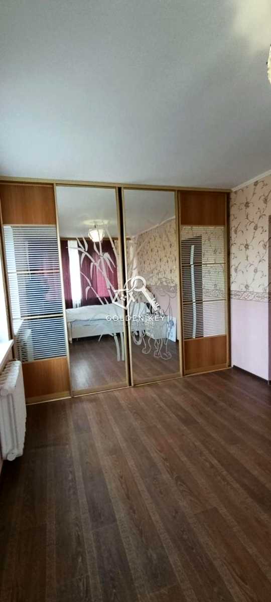 1863792585112647