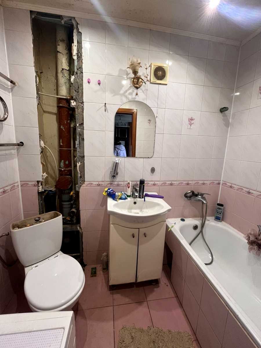 1863793902189395