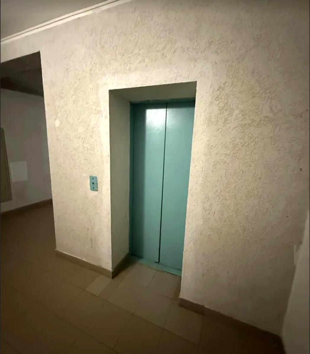 1863794005977221
