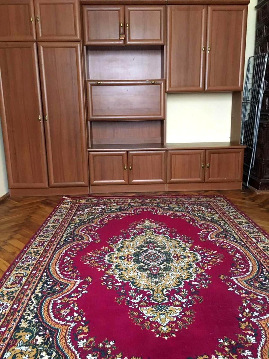 1863794335439550