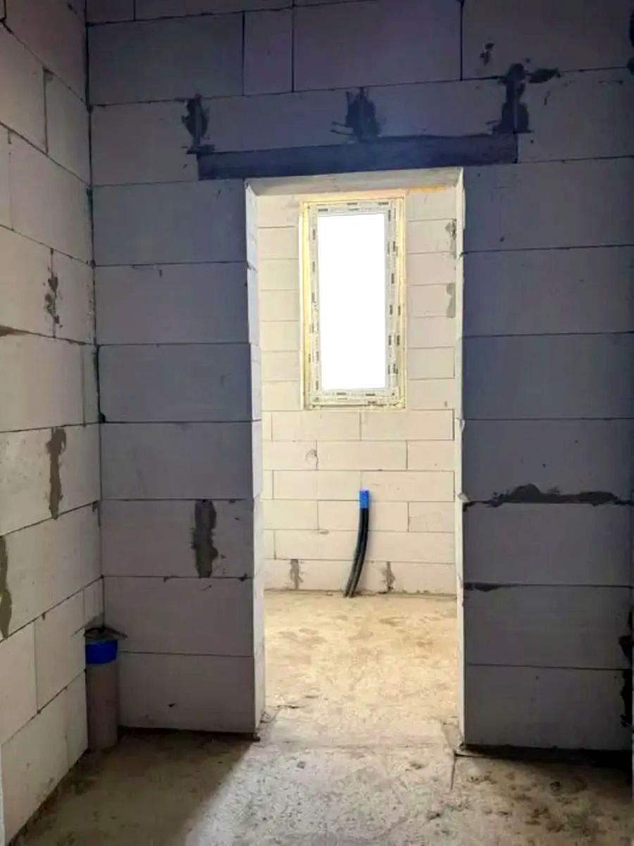 1863795885760966