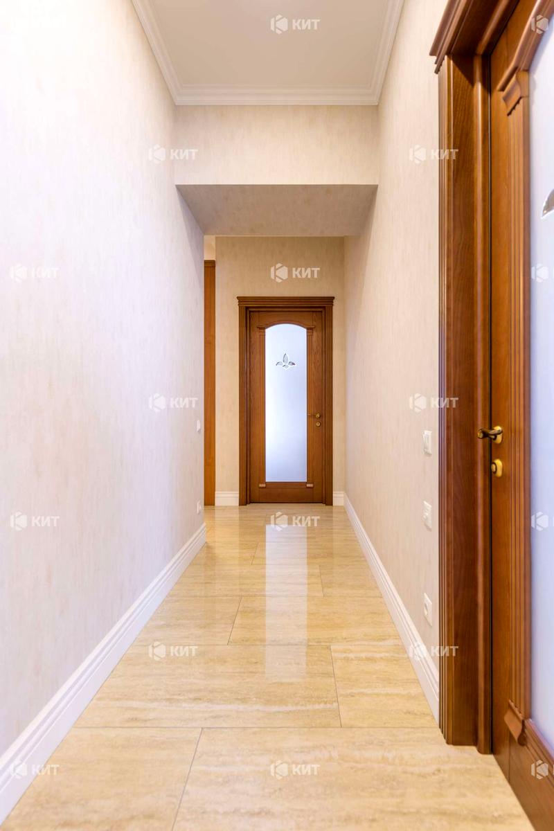 1863800961179606