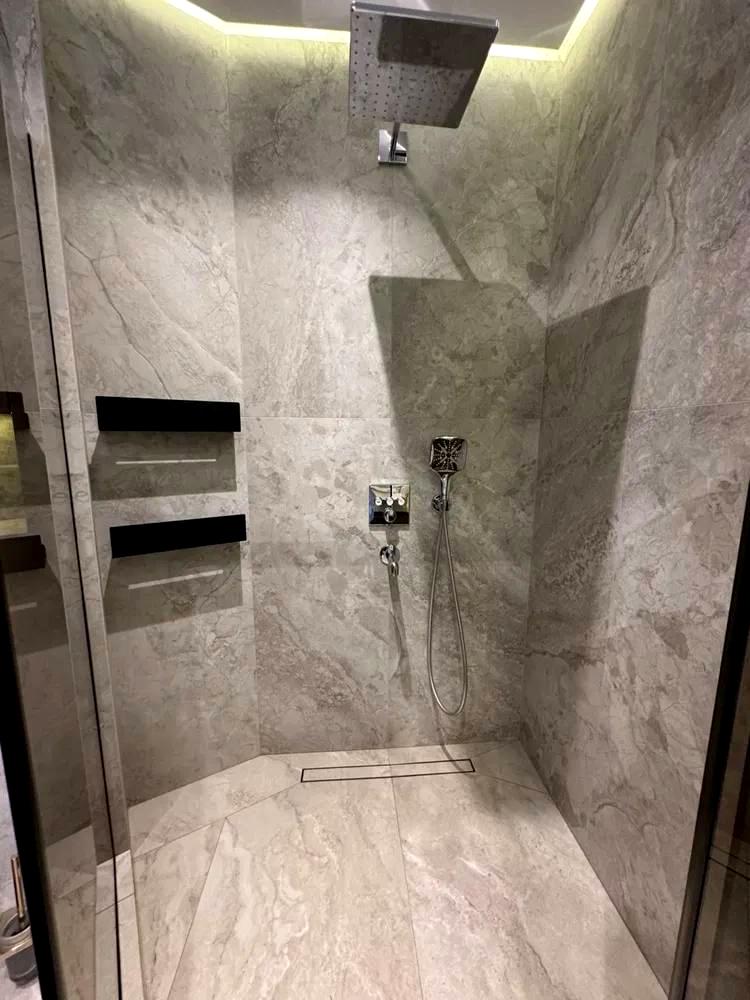 1863801724675132