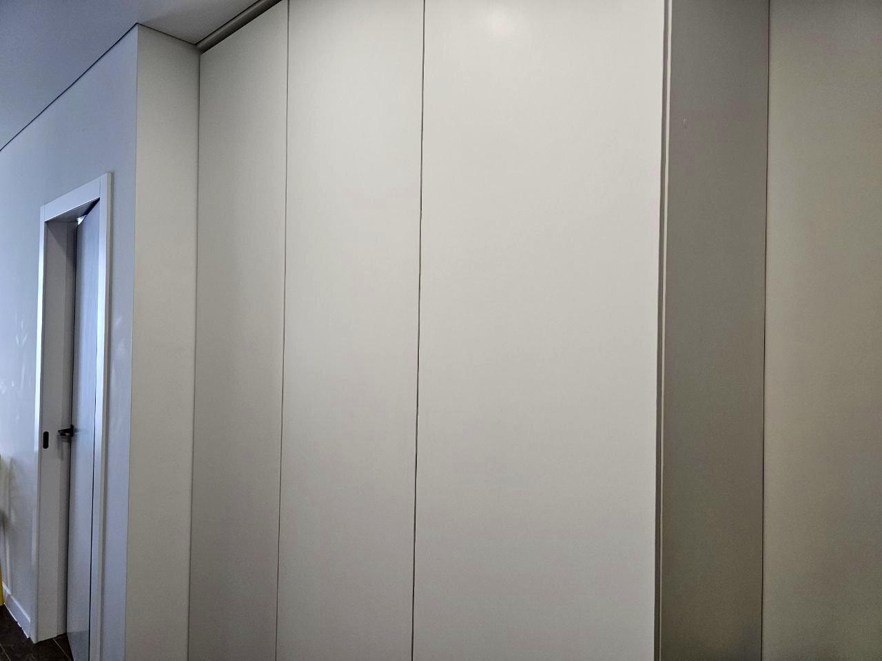 1863805178872911