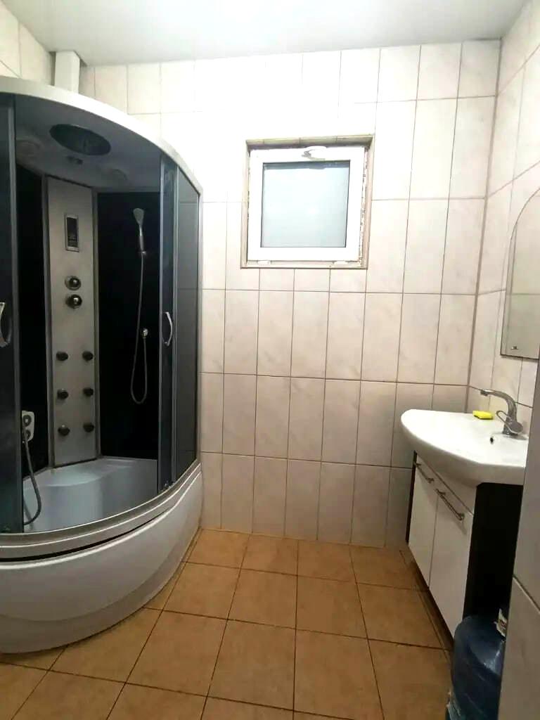 1863806669456261