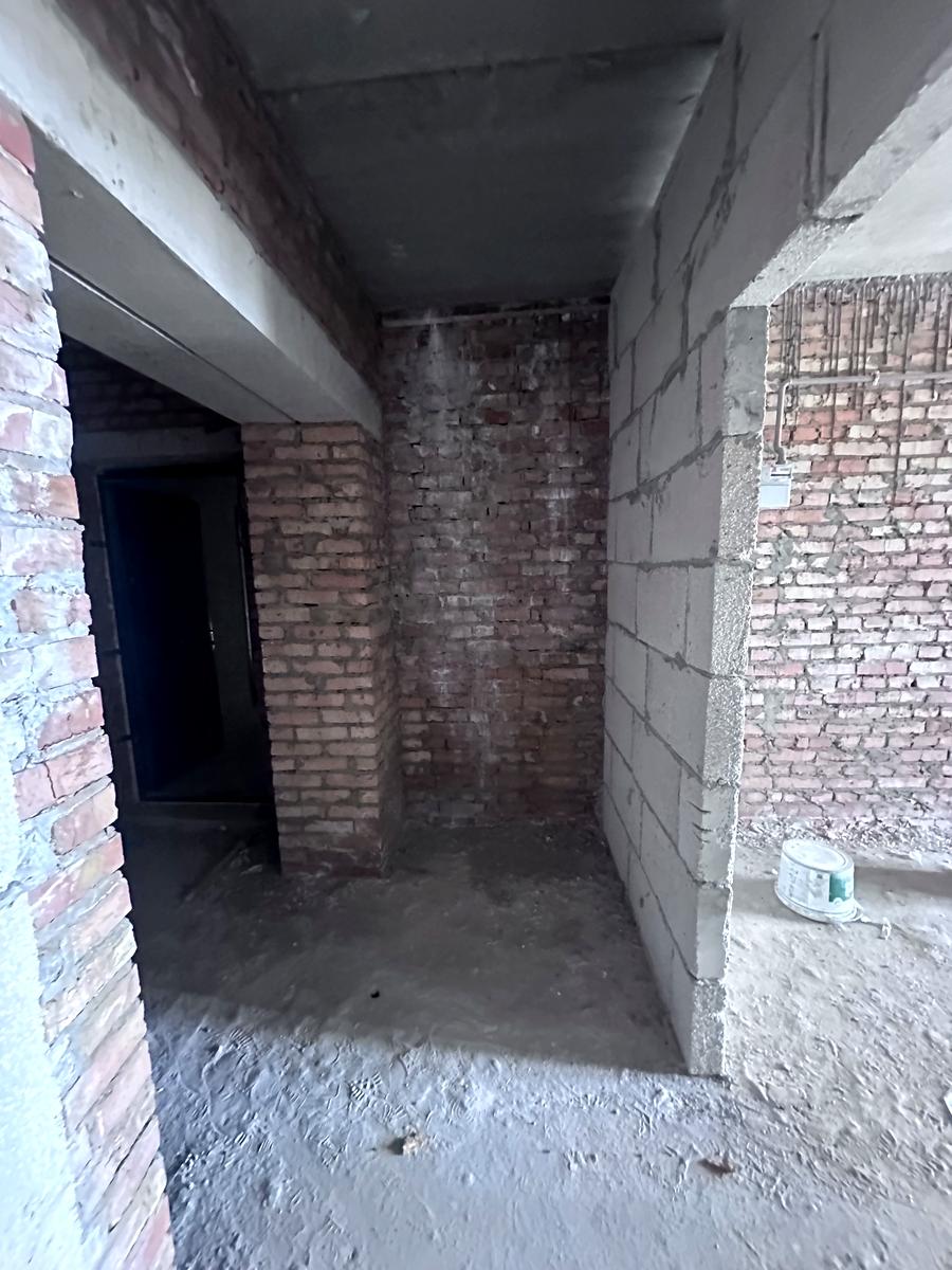 1863811447921041