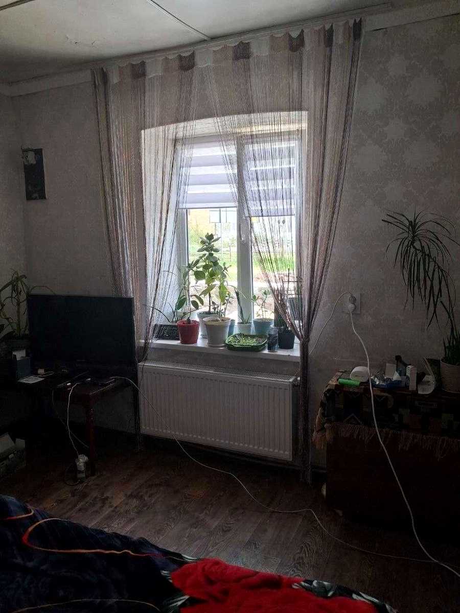 1863811871658377