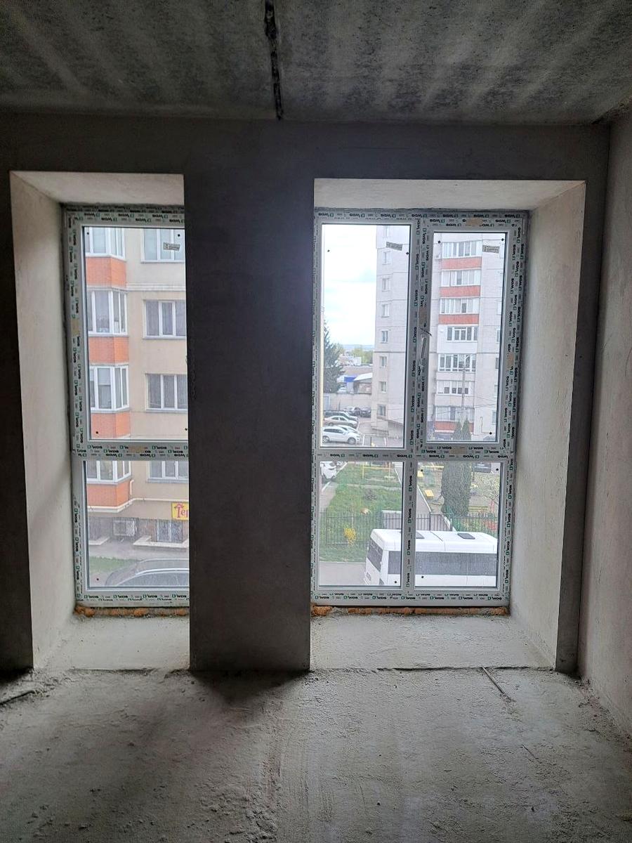 1863814345112138