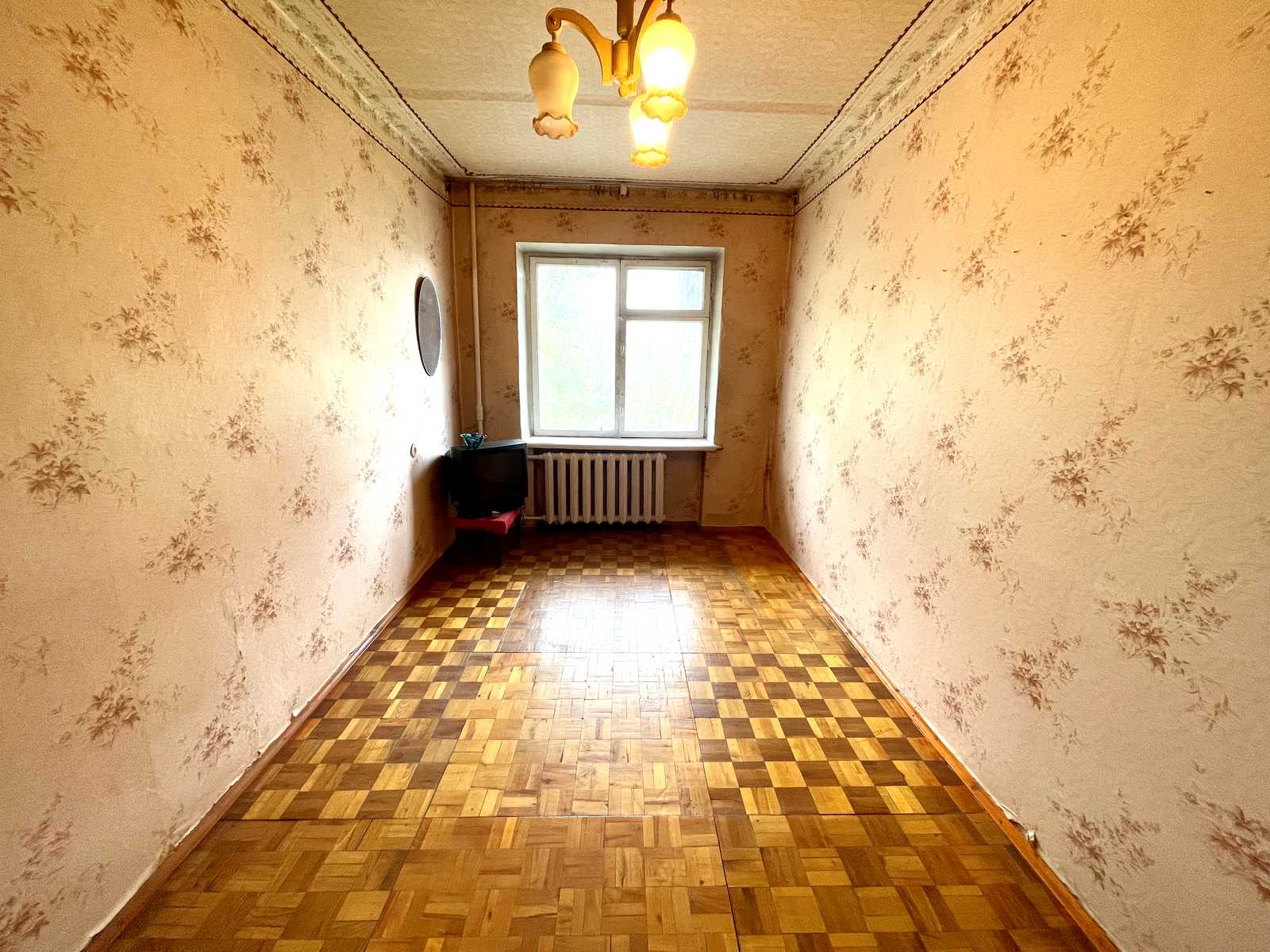 1863814876015726