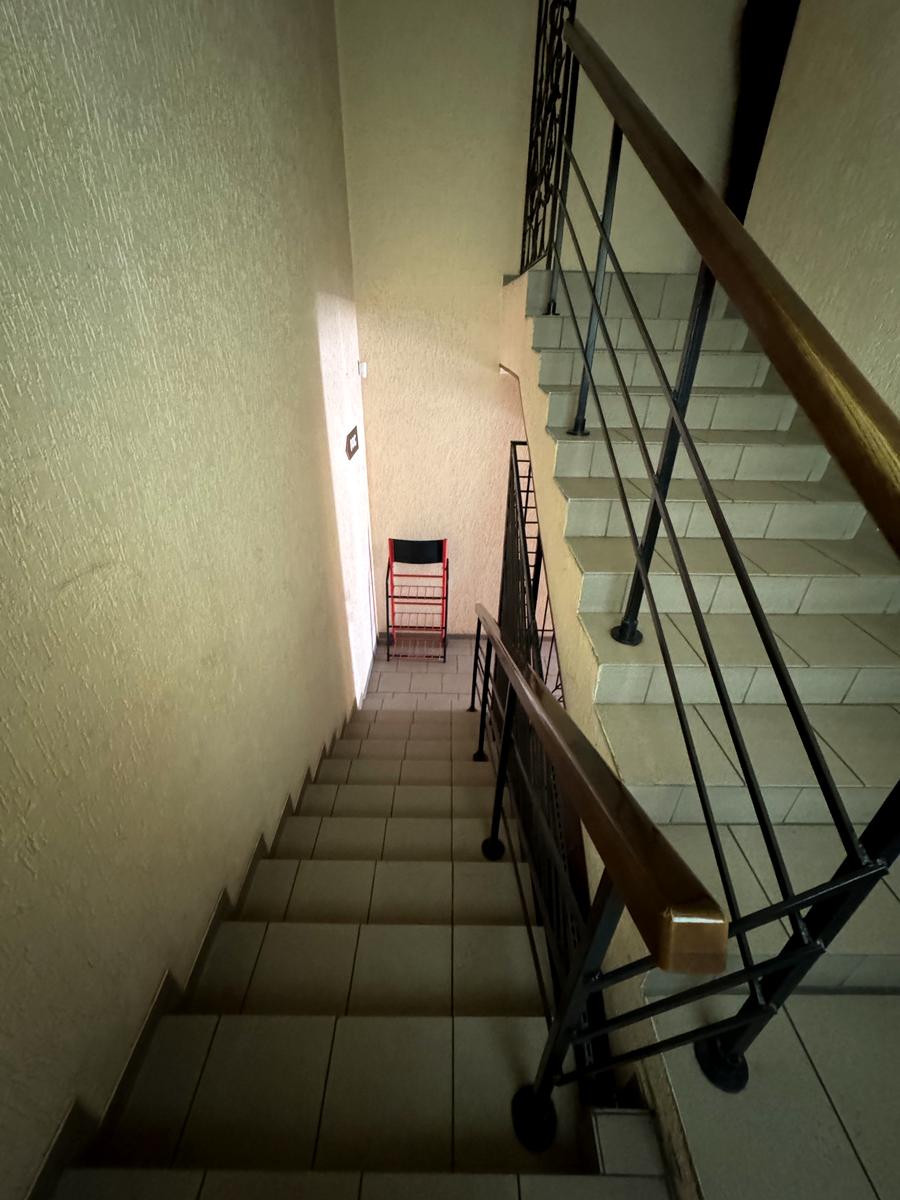 1863826193267363