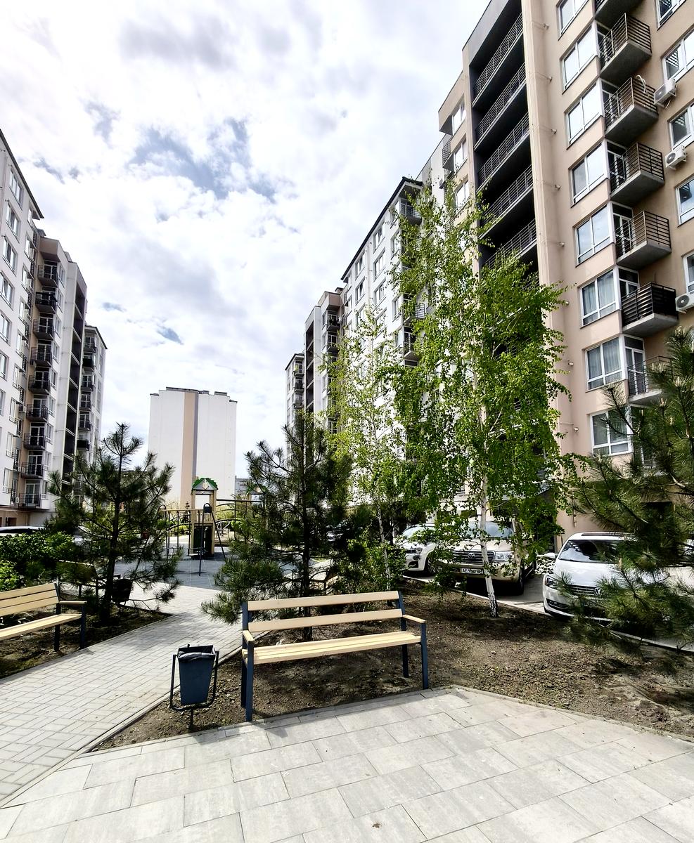1863834899069998