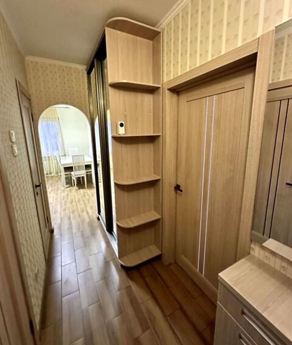 1863851567469916