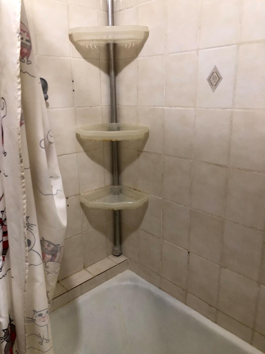 1863868420586192
