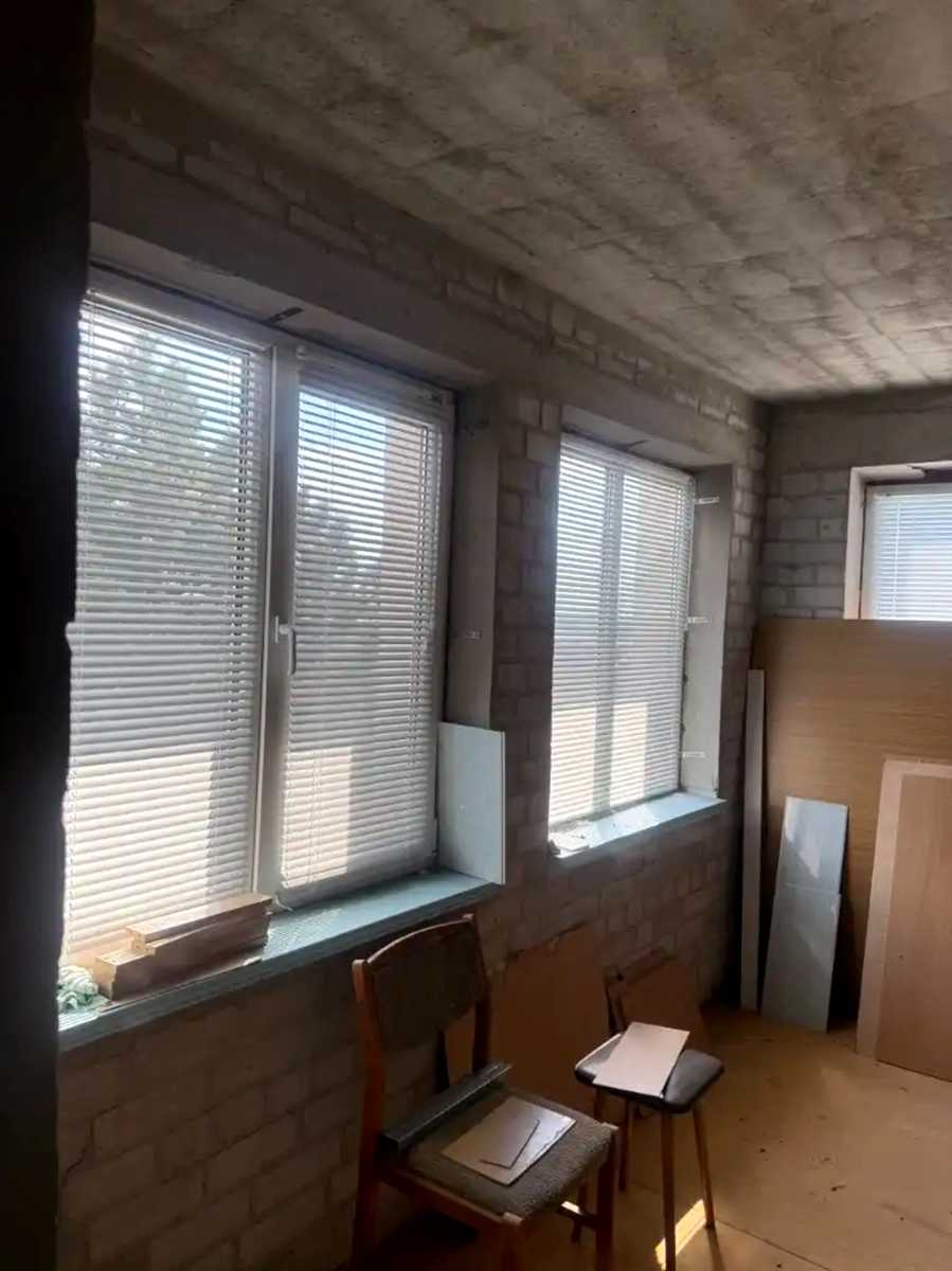 1863876712087959
