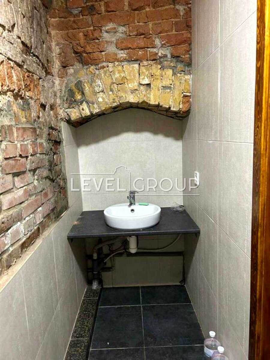 1863882490662796