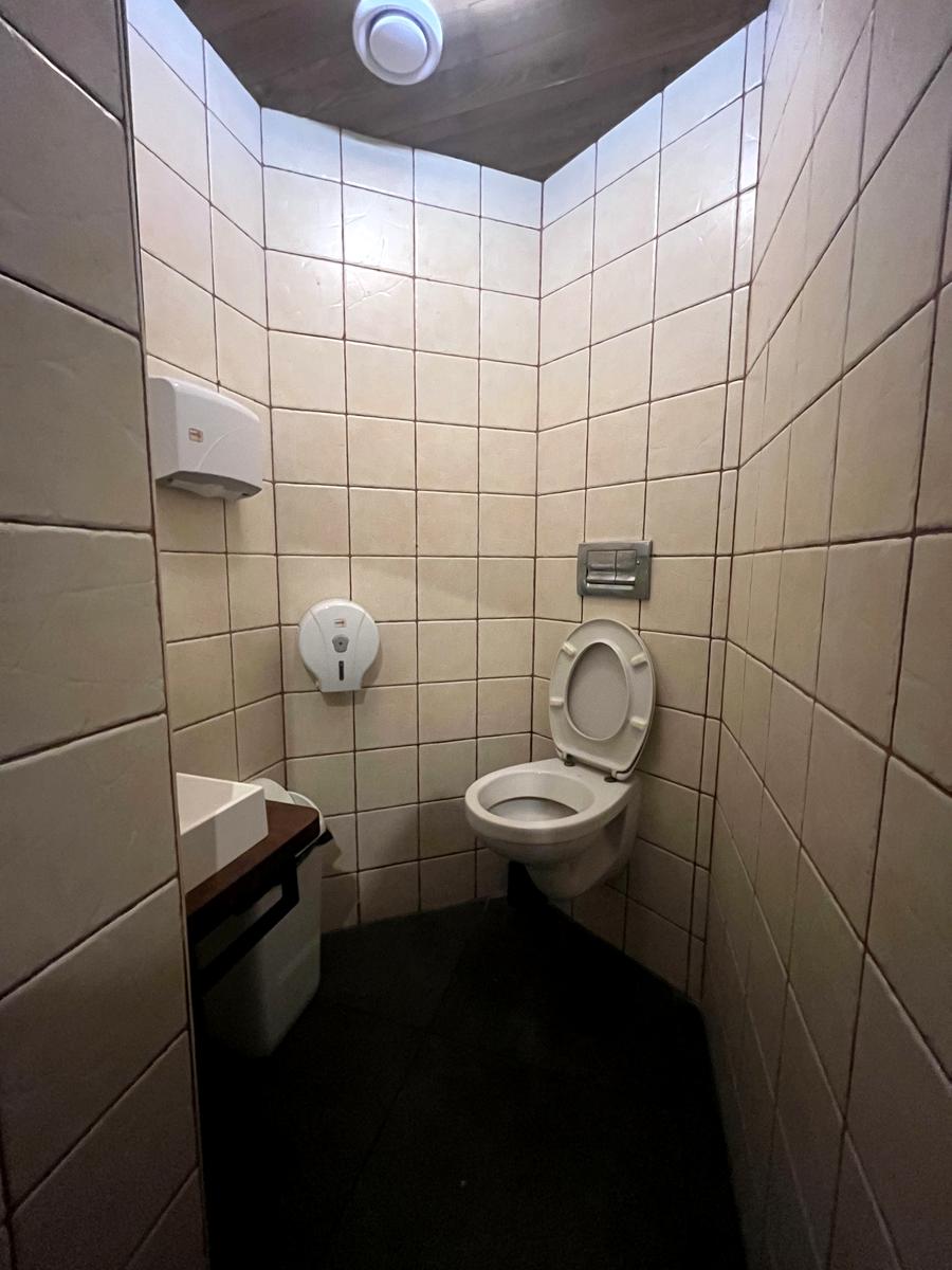 1863883730538110