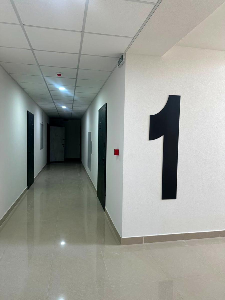1863890532456493