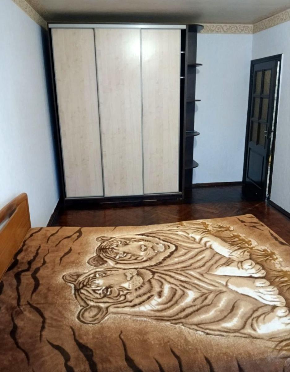 1863890532629755