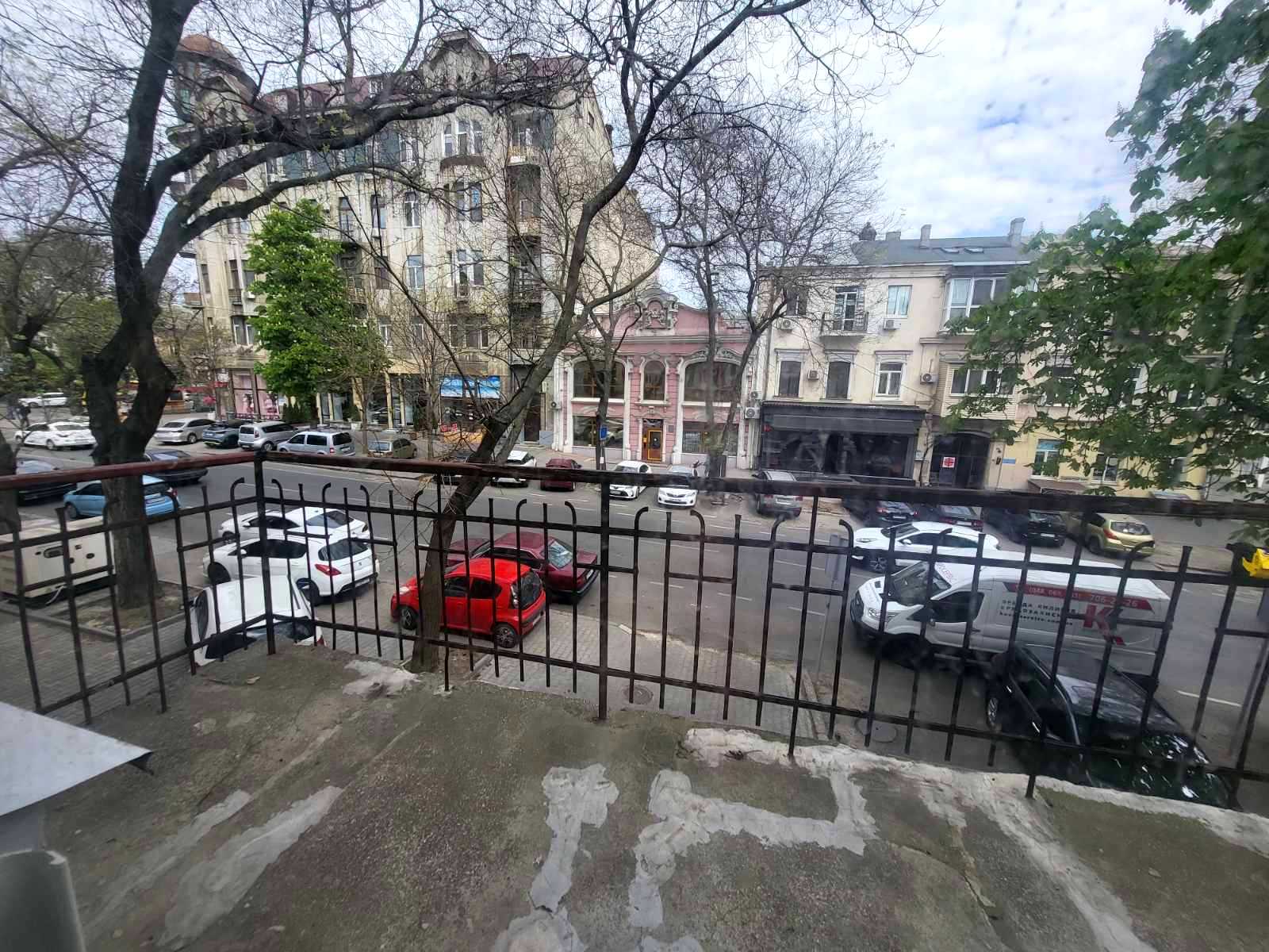 1863890943253398