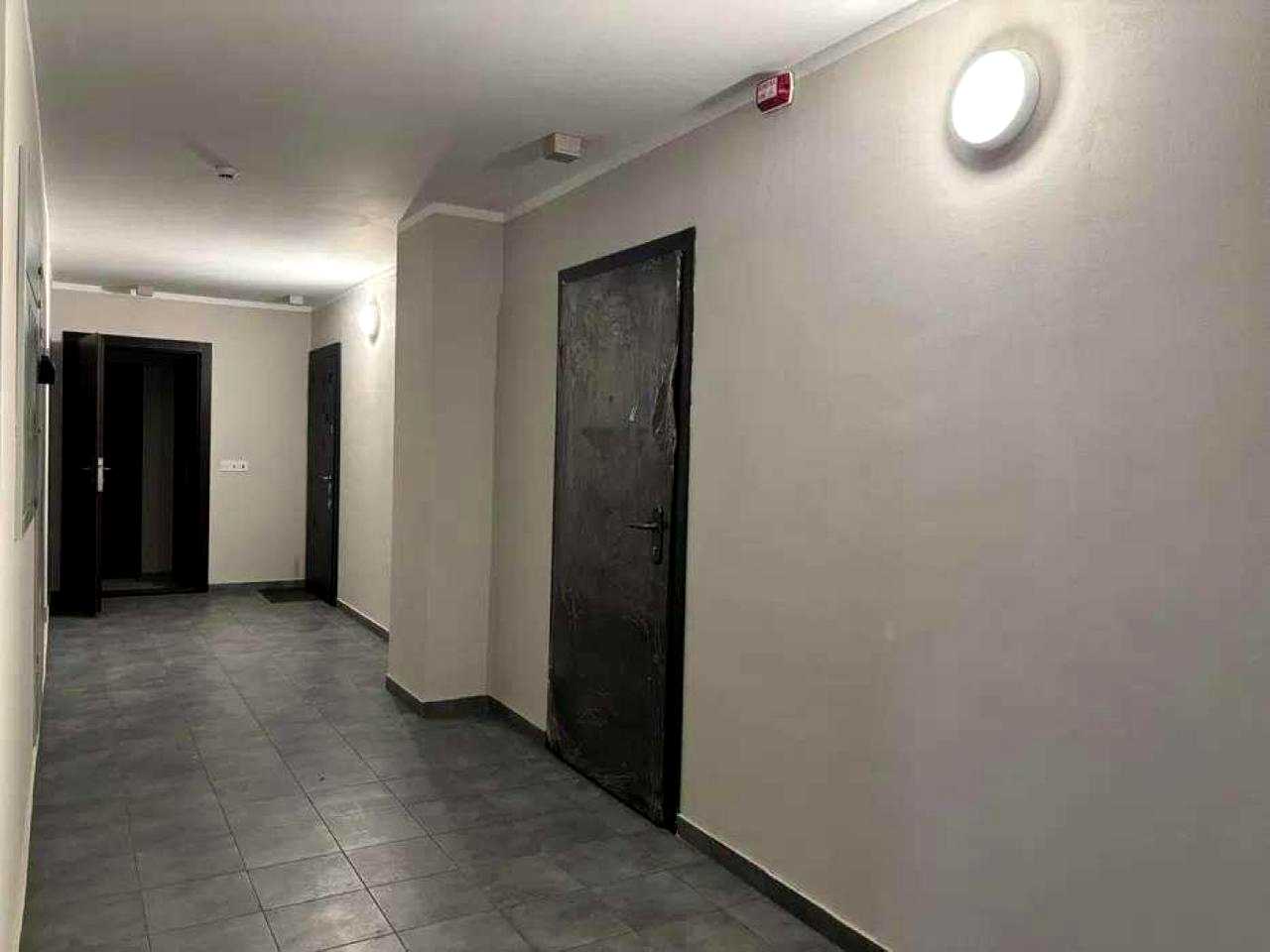 1863892686712450